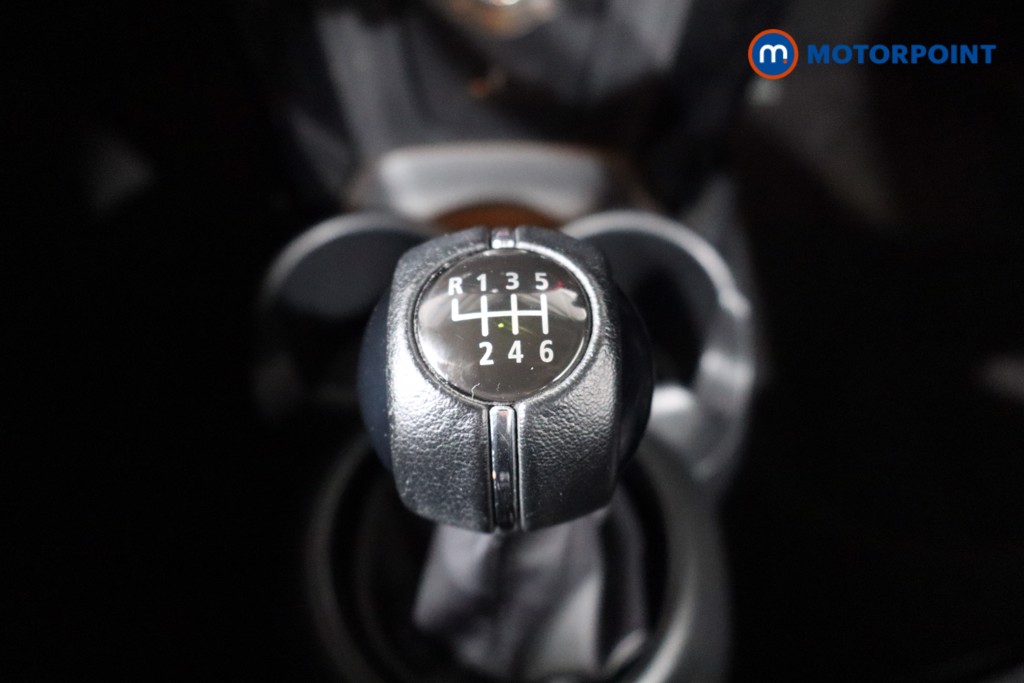 Mini Hatchback Cooper Classic Manual Petrol Hatchback - Stock Number (1543276) - 17th supplementary image