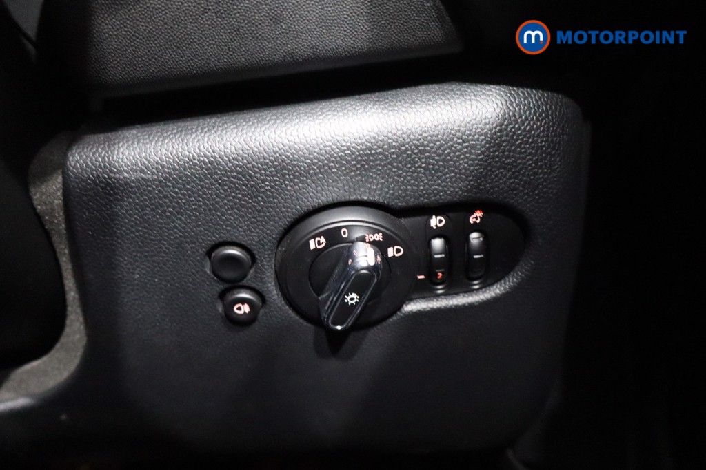 Mini Hatchback Cooper Classic Manual Petrol Hatchback - Stock Number (1543276) - 19th supplementary image