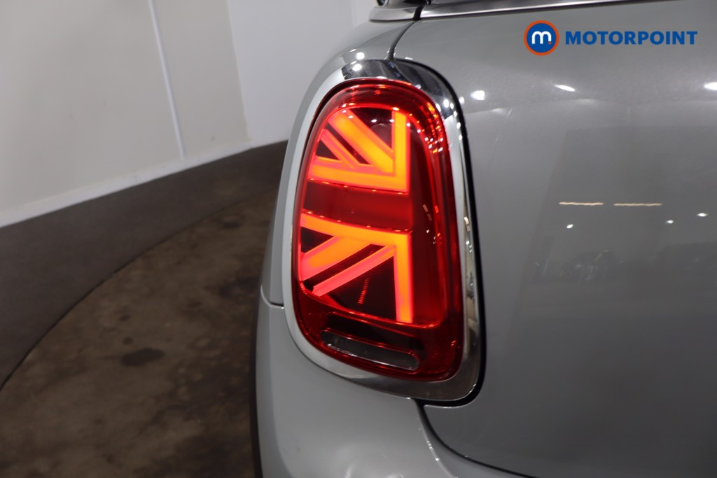 Mini Hatchback Cooper Classic Manual Petrol Hatchback - Stock Number (1543276) - 26th supplementary image
