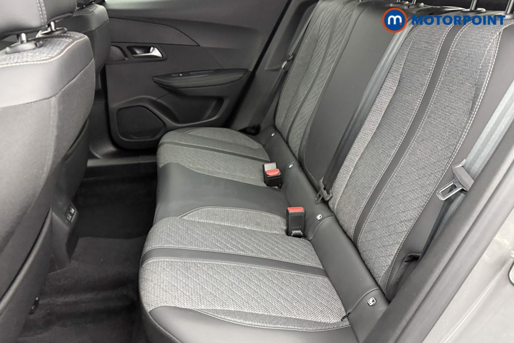 Peugeot 2008 Allure Manual Petrol SUV - Stock Number (1543368) - 21st supplementary image