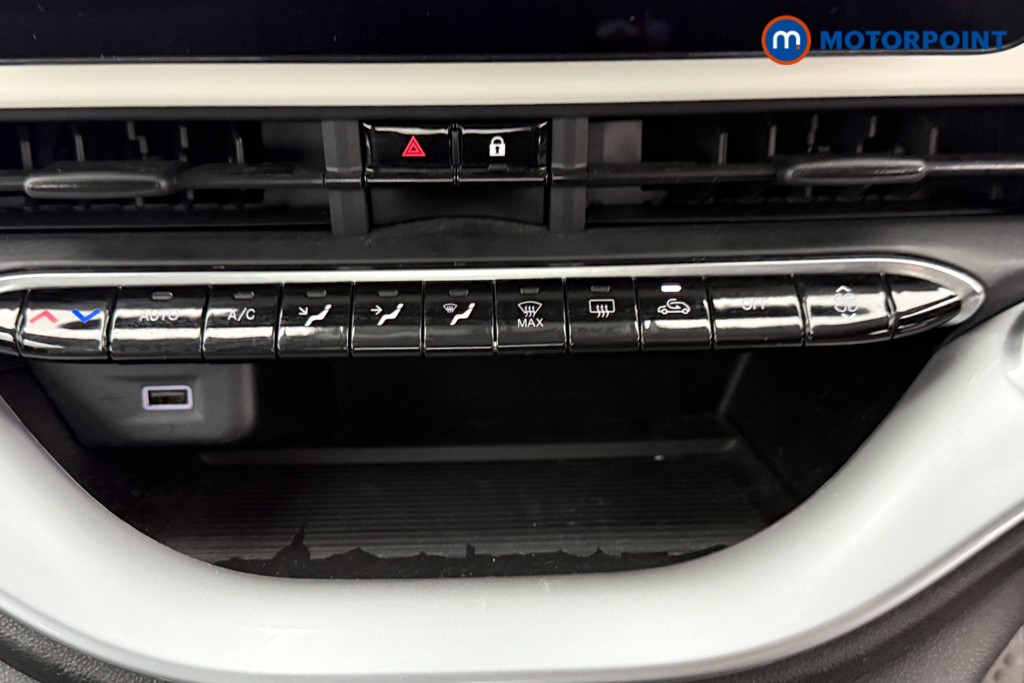 Fiat 500 Icon Automatic Electric Hatchback - Stock Number (1543385) - 11th supplementary image