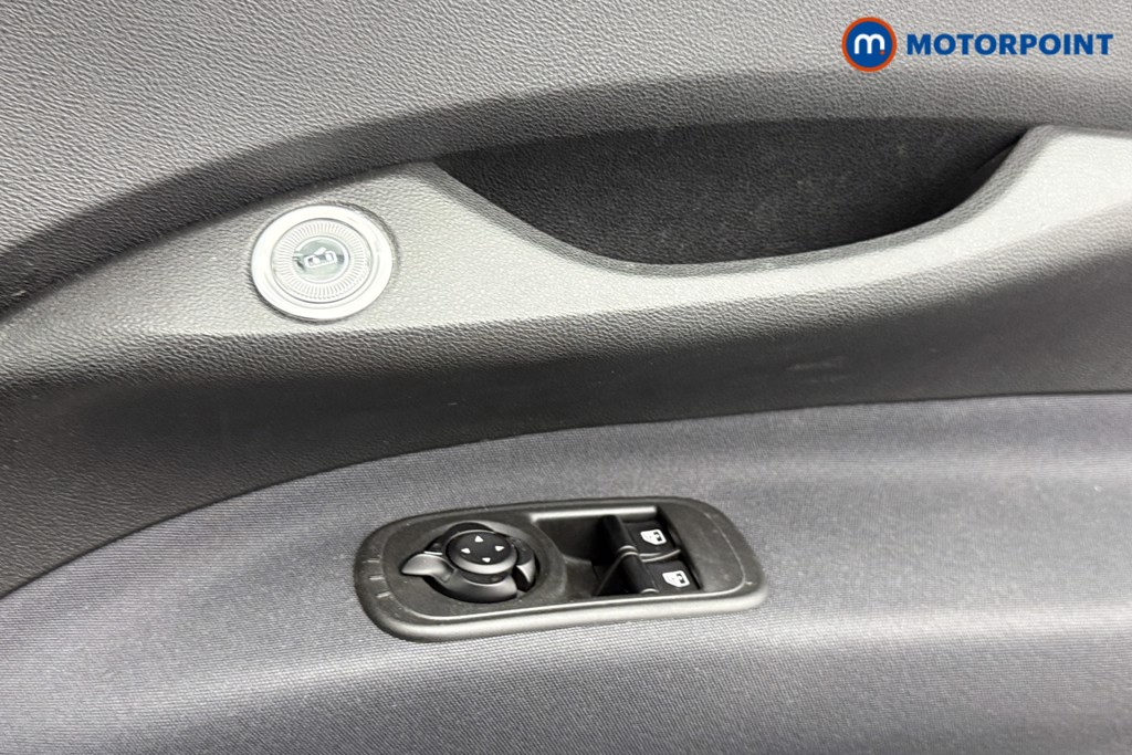 Fiat 500 Icon Automatic Electric Hatchback - Stock Number (1543385) - 17th supplementary image