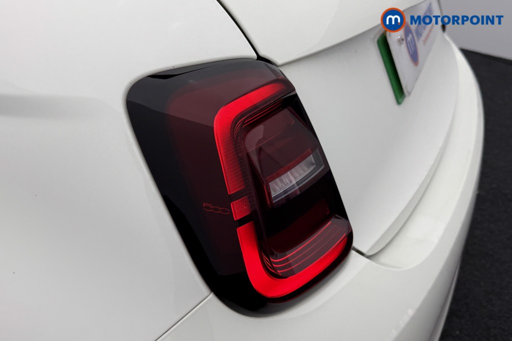Fiat 500 Icon Automatic Electric Hatchback - Stock Number (1543385) - 24th supplementary image