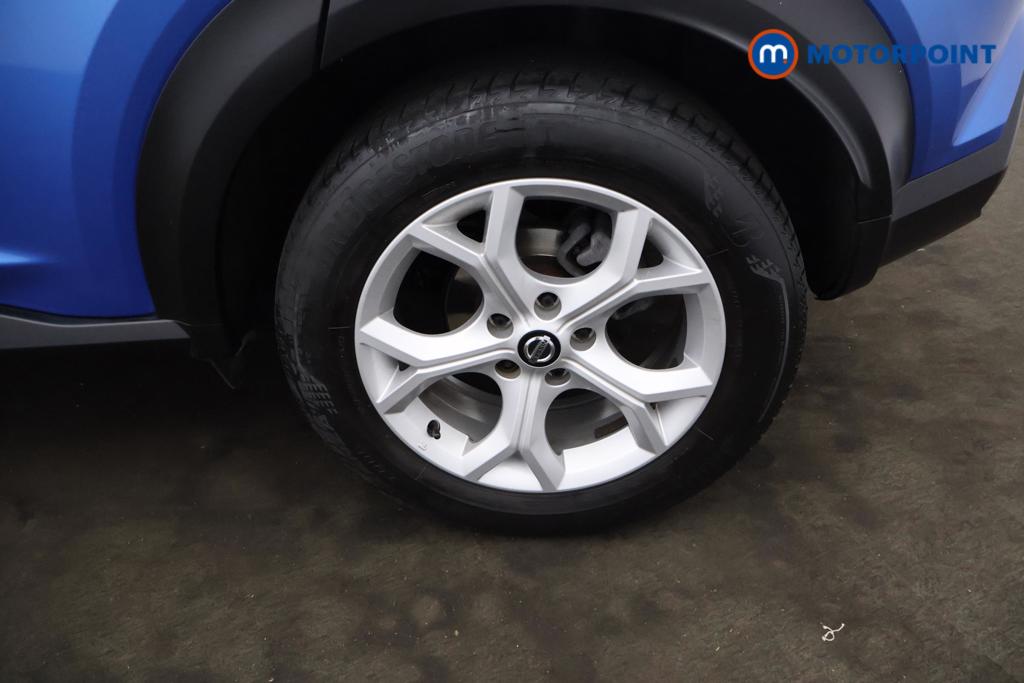 Nissan Juke N-Connecta Manual Petrol SUV - Stock Number (1543415) - 17th supplementary image