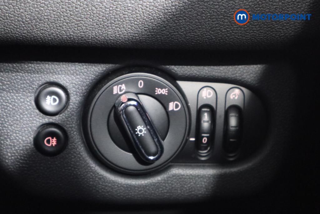 Mini Clubman Cooper Classic Automatic Petrol Estate - Stock Number (1543597) - 11th supplementary image