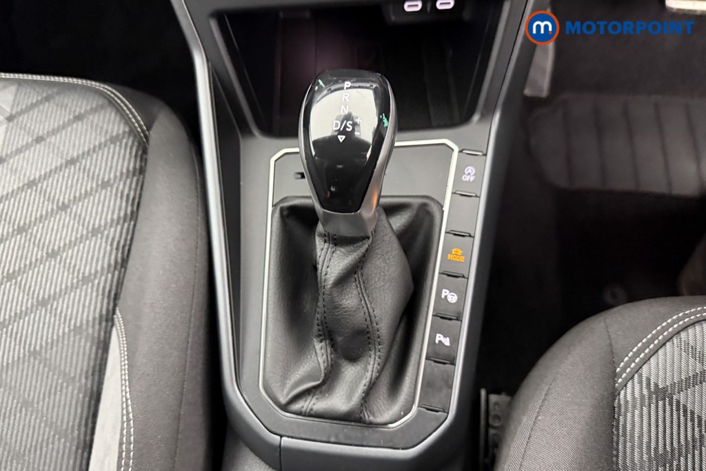 Volkswagen Taigo R-Line Automatic Petrol SUV - Stock Number (1543788) - 13th supplementary image