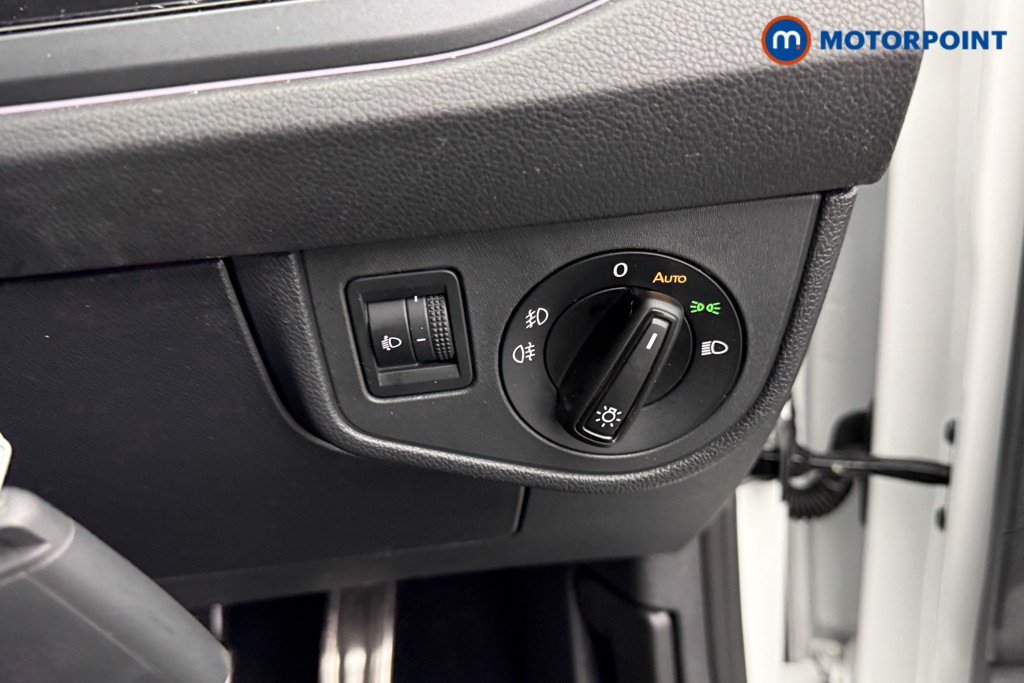 Volkswagen Taigo R-Line Automatic Petrol SUV - Stock Number (1543788) - 16th supplementary image