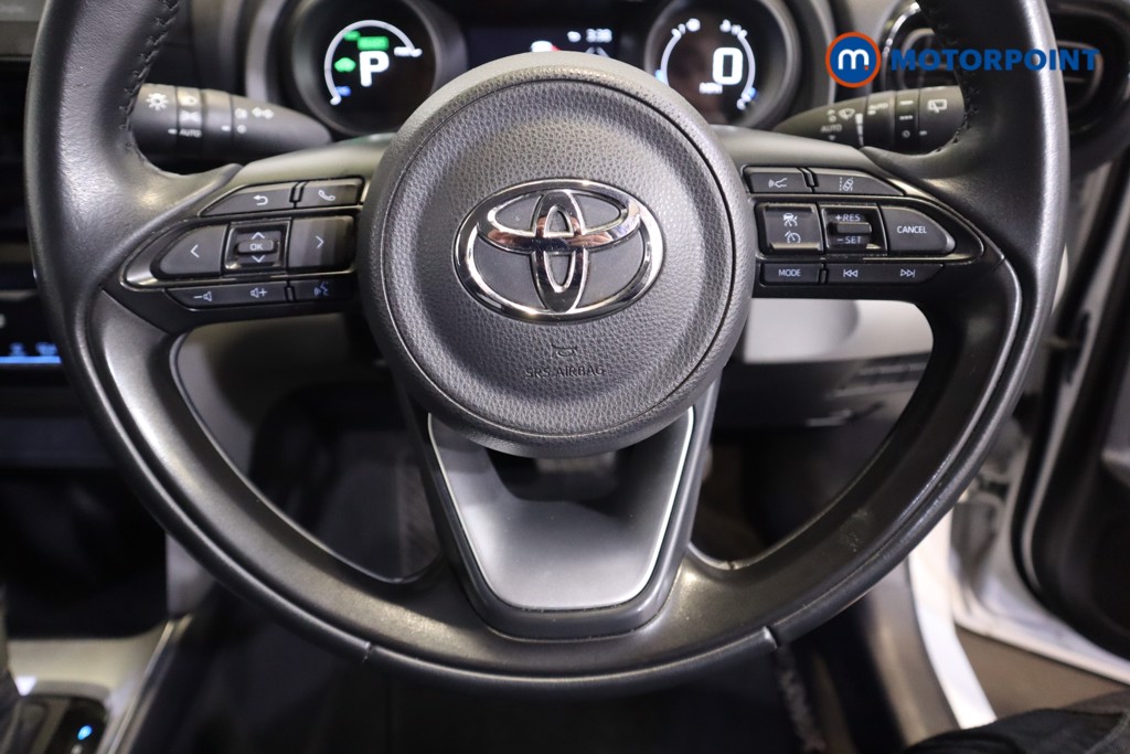 Toyota Yaris Cross Icon Automatic Petrol-Electric Hybrid Estate - Stock Number (1543861) - 4th supplementary image