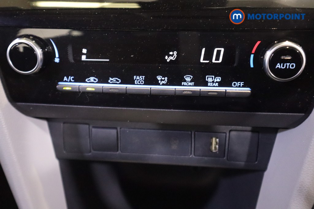 Toyota Yaris Cross Icon Automatic Petrol-Electric Hybrid Estate - Stock Number (1543861) - 19th supplementary image