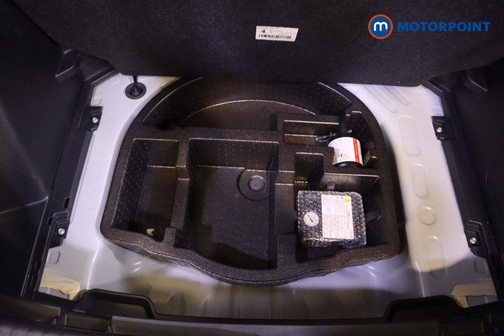 Toyota Yaris Cross Icon Automatic Petrol-Electric Hybrid Estate - Stock Number (1543861) - 26th supplementary image