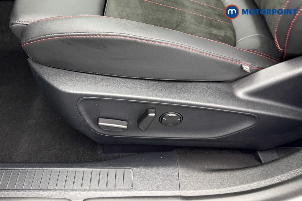 Ford Kuga St-Line Automatic Petrol Plug-In Hybrid SUV - Stock Number (1543947) - 26th supplementary image