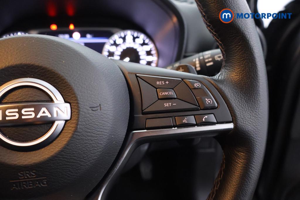 Nissan Juke N-Connecta Automatic Petrol SUV - Stock Number (1544036) - 3rd supplementary image