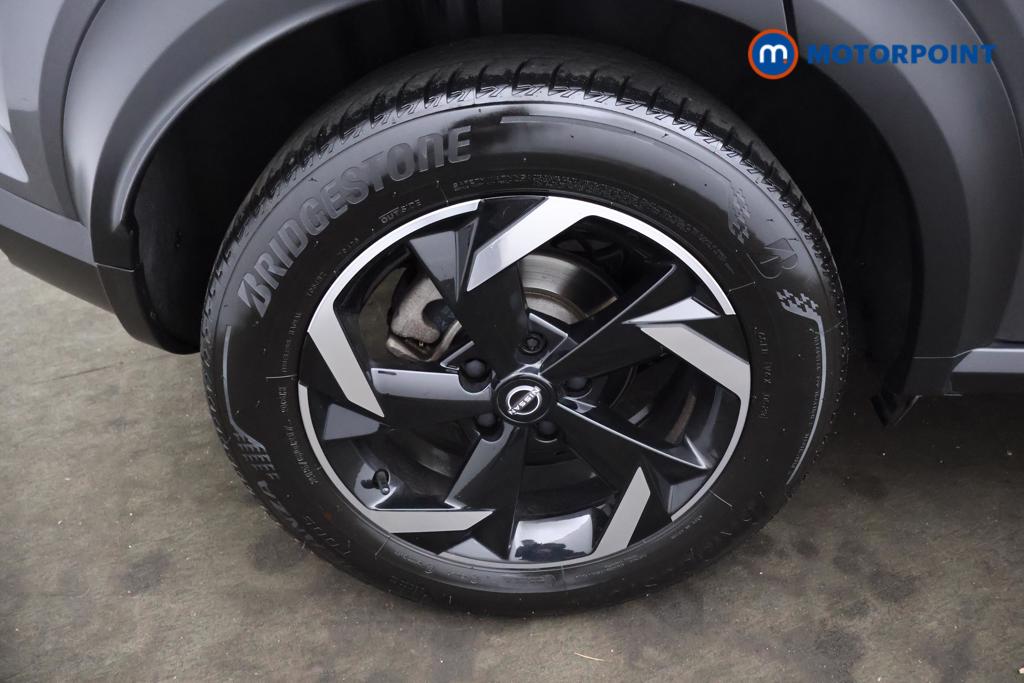 Nissan Juke N-Connecta Automatic Petrol SUV - Stock Number (1544036) - 18th supplementary image