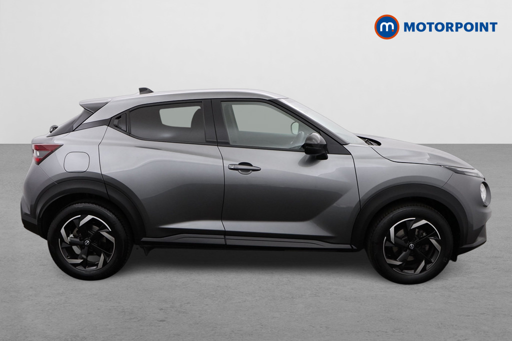 Nissan Juke N-Connecta Automatic Petrol SUV - Stock Number (1544036) - Drivers side