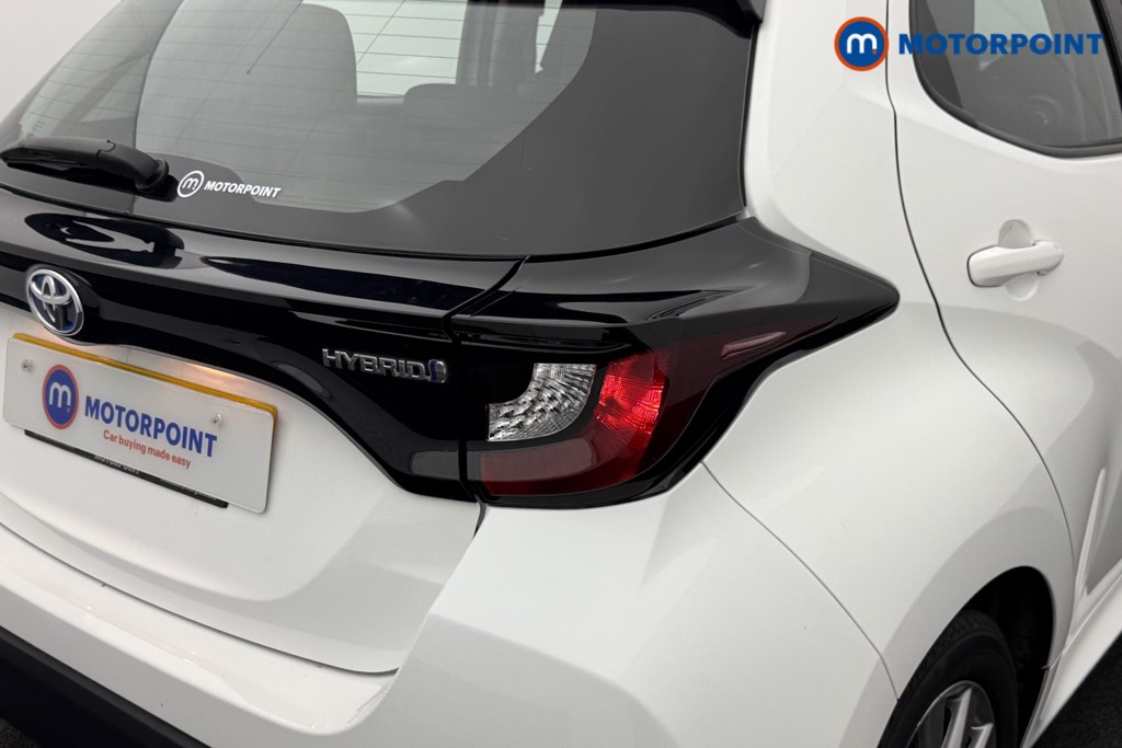 Toyota Yaris Icon Automatic Petrol-Electric Hybrid Hatchback - Stock Number (1544090) - 24th supplementary image