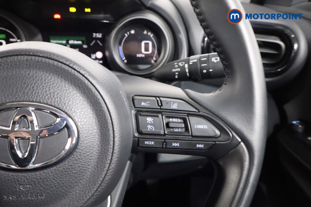 Toyota Yaris Cross Icon Automatic Petrol-Electric Hybrid Estate - Stock Number (1544115) - 8th supplementary image