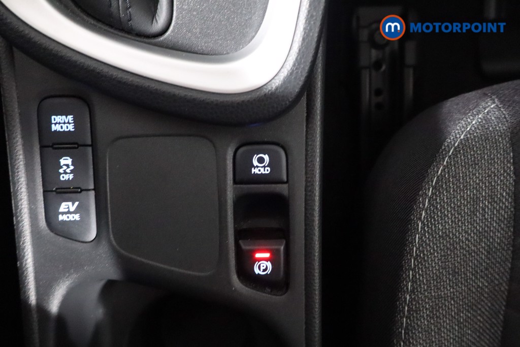 Toyota Yaris Cross Icon Automatic Petrol-Electric Hybrid Estate - Stock Number (1544115) - 16th supplementary image
