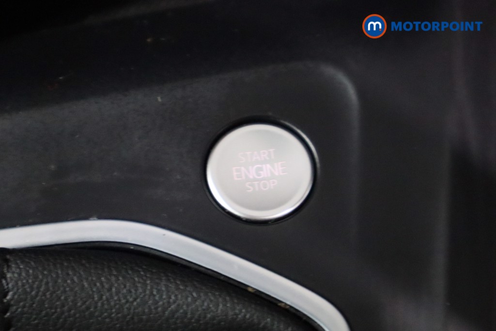 Volkswagen Golf Life Manual Petrol Hatchback - Stock Number (1544318) - 15th supplementary image