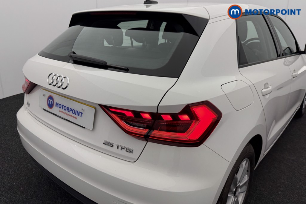 Audi A1 Technik Manual Petrol Hatchback - Stock Number (1544386) - 24th supplementary image