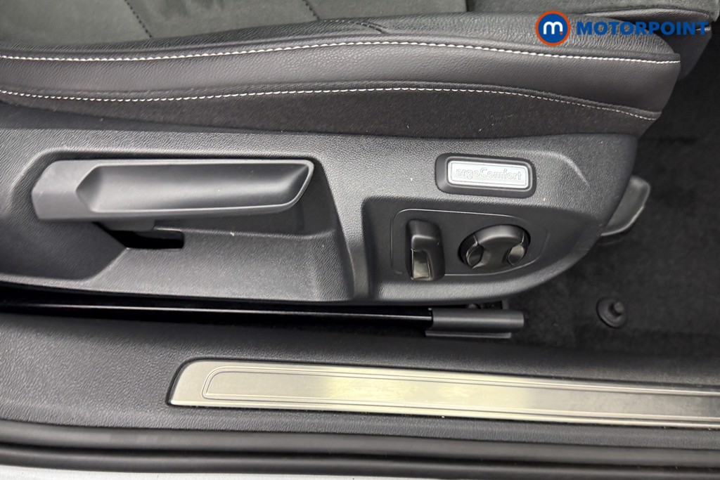 Volkswagen Arteon Elegance Automatic Petrol Plug-In Hybrid Estate - Stock Number (1544793) - 19th supplementary image