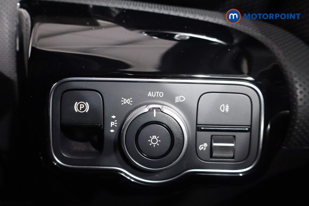 Mercedes-Benz A Class Sport Automatic Petrol Saloon - Stock Number (1544907) - 17th supplementary image