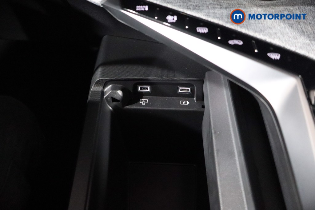 Peugeot 3008 GT Automatic Electric SUV - Stock Number (1545056) - 15th supplementary image
