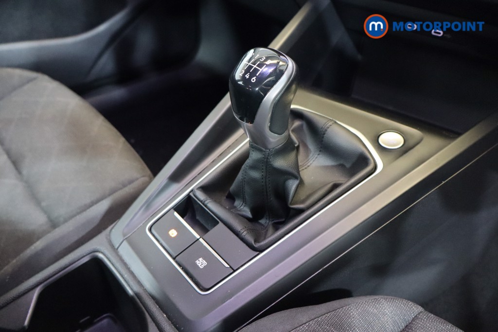 Volkswagen Golf Life Manual Petrol Hatchback - Stock Number (1519010) - 4th supplementary image