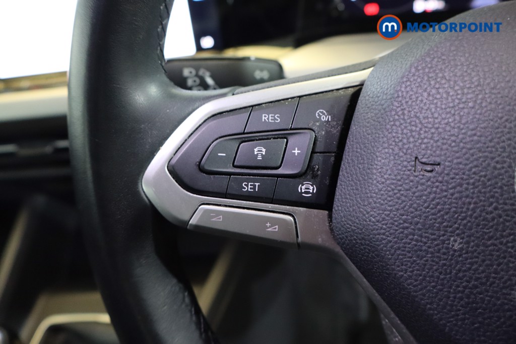 Volkswagen Golf Life Manual Petrol Hatchback - Stock Number (1519010) - 5th supplementary image