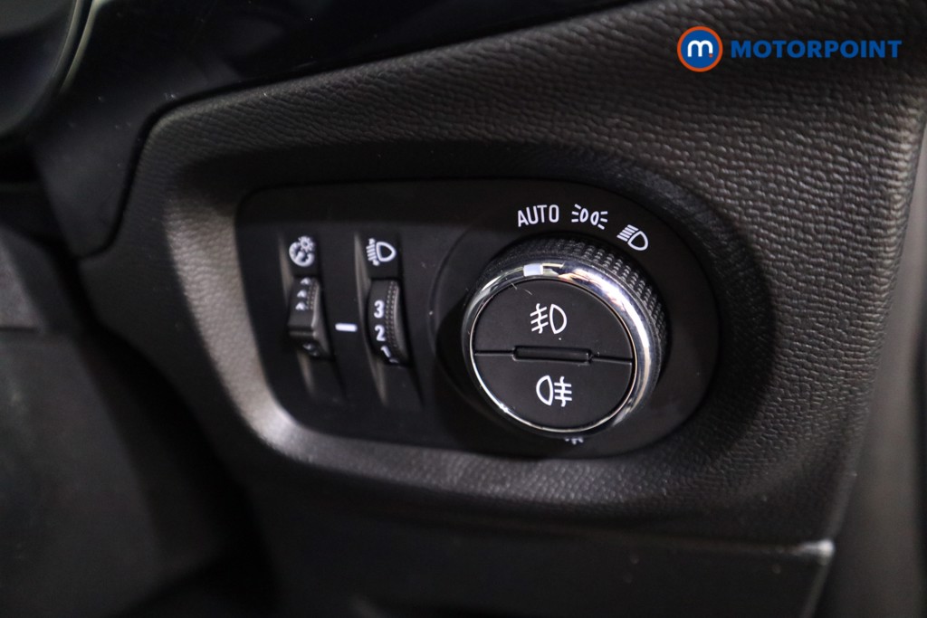 Vauxhall Corsa Gs Line Manual Petrol Hatchback - Stock Number (1525613) - 9th supplementary image