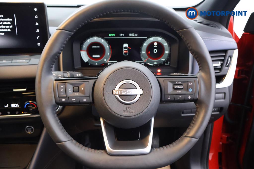 Nissan Qashqai Tekna Manual Petrol SUV - Stock Number (1529265) - 1st supplementary image