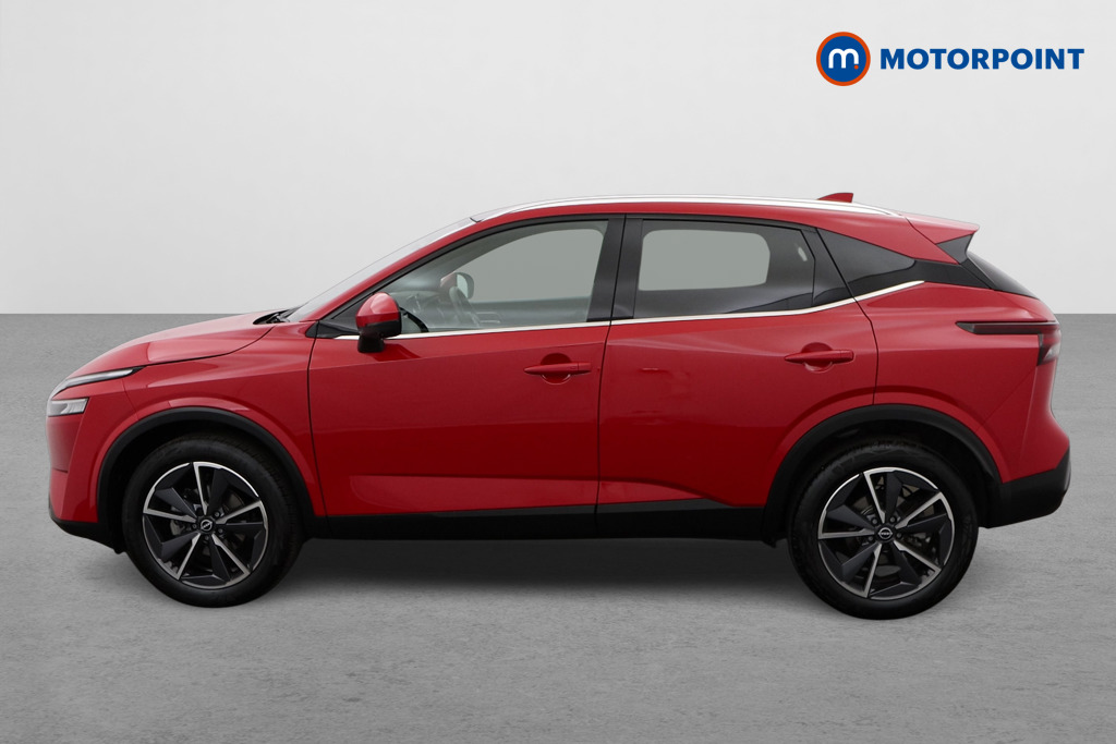 Nissan Qashqai Tekna Manual Petrol SUV - Stock Number (1529265) - Passenger side