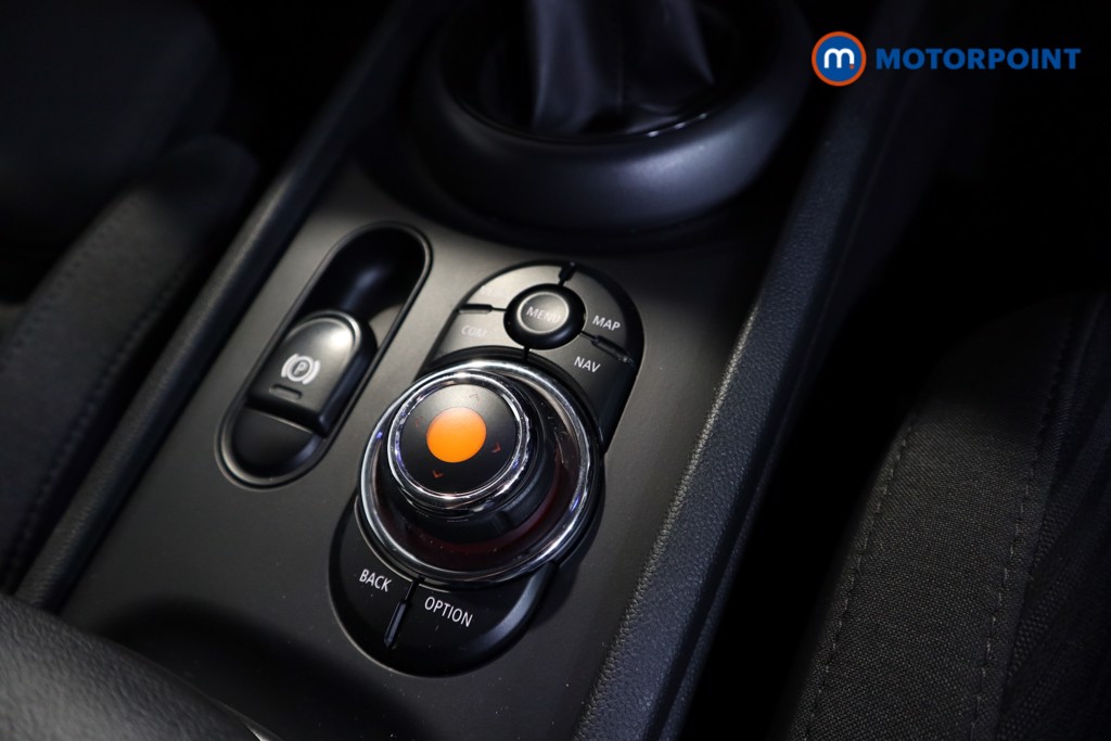 Mini Clubman Cooper Automatic Petrol Estate - Stock Number (1530178) - 9th supplementary image