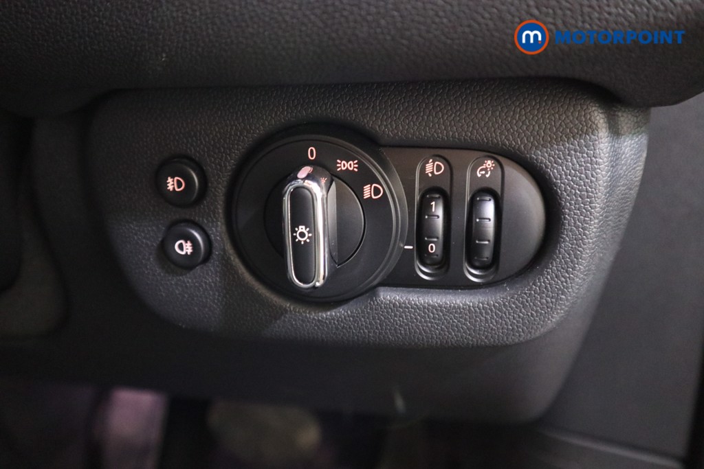 Mini Clubman Cooper Automatic Petrol Estate - Stock Number (1530178) - 10th supplementary image
