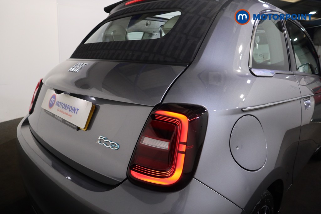 Fiat 500 La Prima Automatic Electric Convertible - Stock Number (1532274) - 24th supplementary image