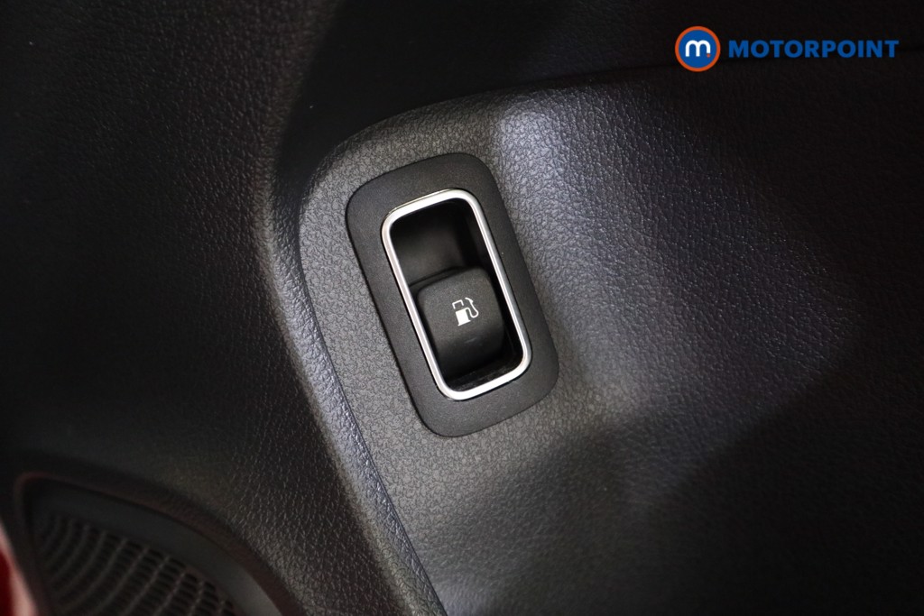 Mercedes-Benz A Class Amg Line Automatic Petrol Plug-In Hybrid Saloon - Stock Number (1533391) - 10th supplementary image
