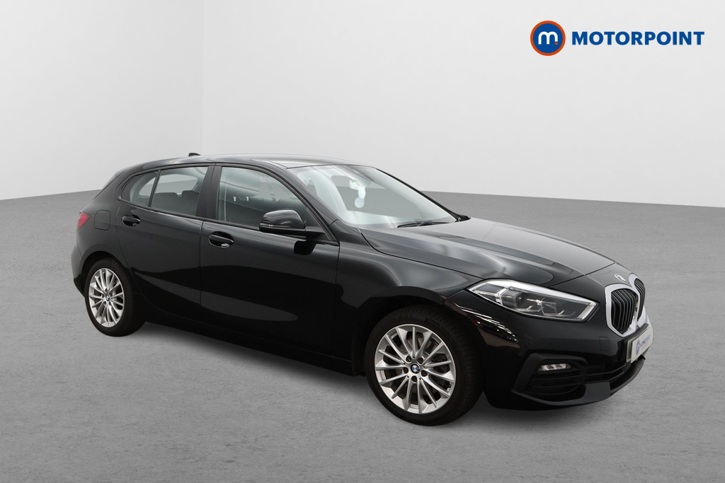 BMW 1 Series SE Automatic Petrol Hatchback - Stock Number (1534865) - Drivers side front corner