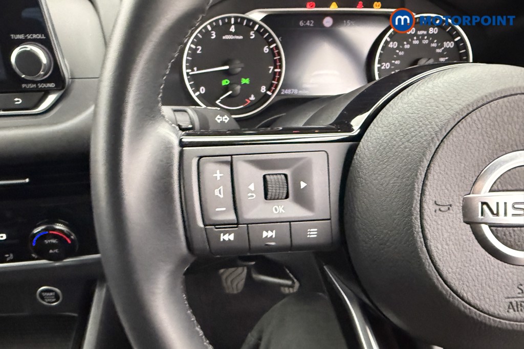 Nissan Qashqai Acenta Premium Manual Petrol SUV - Stock Number (1534866) - 11th supplementary image