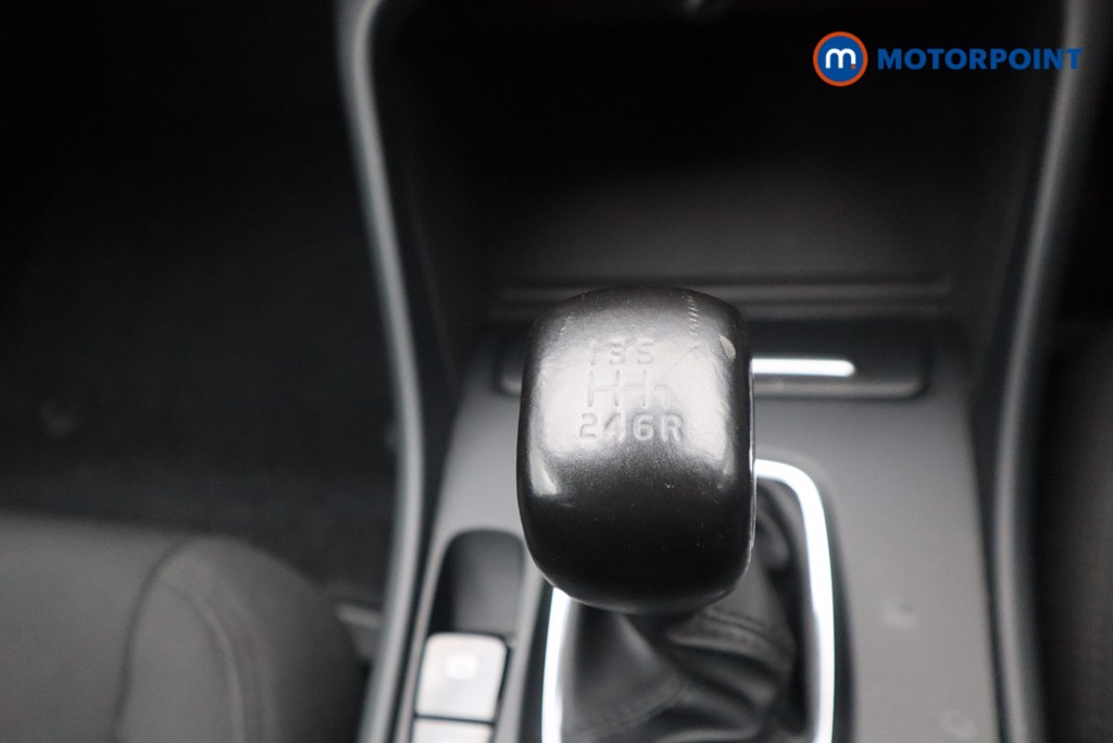 Volvo Xc40 Momentum Manual Petrol SUV - Stock Number (1535006) - 11th supplementary image
