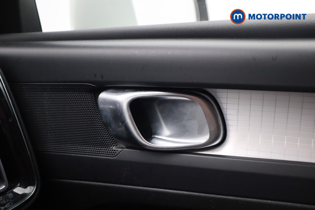 Volvo Xc40 Momentum Manual Petrol SUV - Stock Number (1535006) - 15th supplementary image