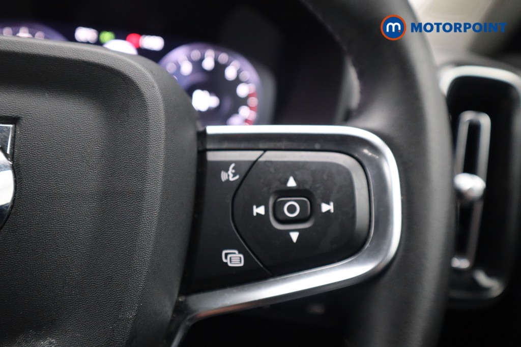 Volvo Xc40 Momentum Manual Petrol SUV - Stock Number (1535006) - 16th supplementary image