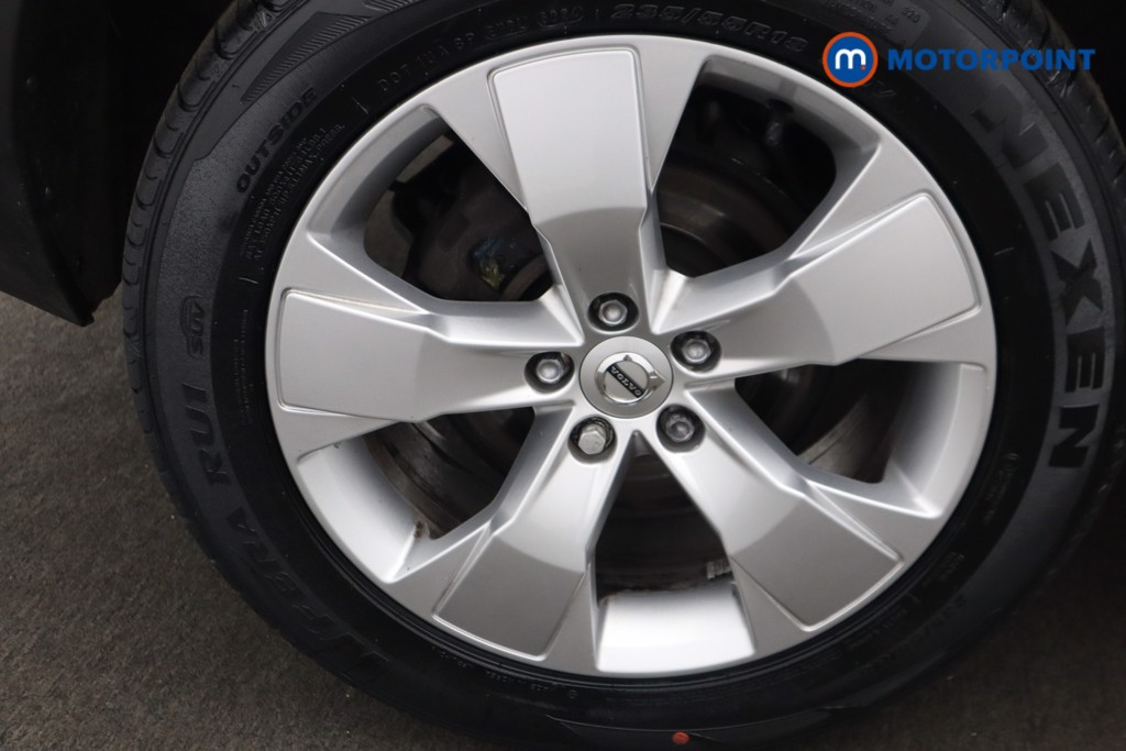 Volvo Xc40 Momentum Manual Petrol SUV - Stock Number (1535006) - 19th supplementary image