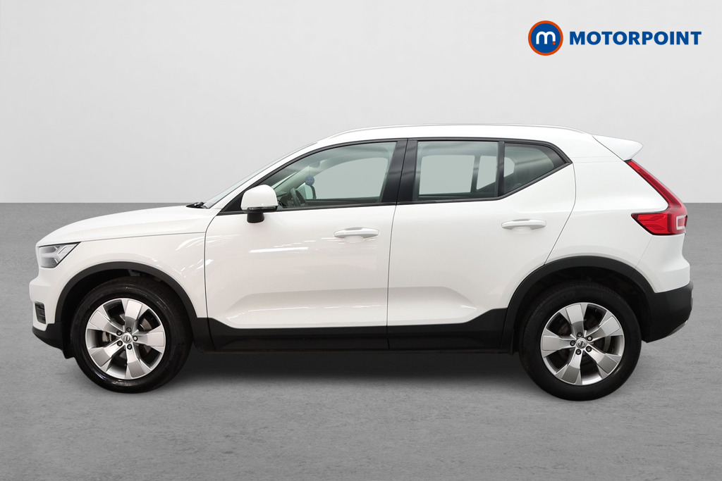Volvo Xc40 Momentum Manual Petrol SUV - Stock Number (1535006) - Passenger side