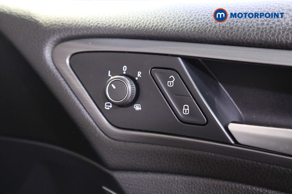 Volkswagen Golf SE Manual Petrol Hatchback - Stock Number (1535411) - 10th supplementary image