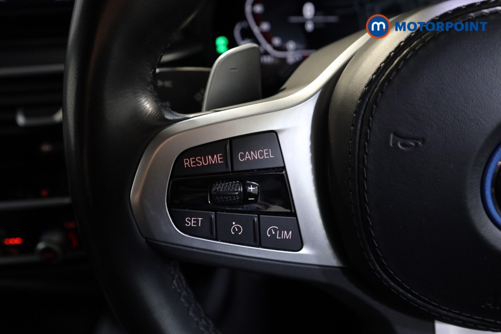 BMW 5 Series M Sport Automatic Petrol Plug-In Hybrid Estate - Stock Number (1536098) - 3rd supplementary image