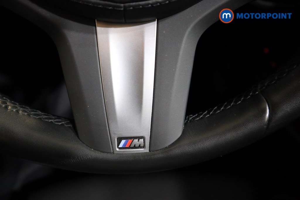 BMW 5 Series M Sport Automatic Petrol Plug-In Hybrid Estate - Stock Number (1536098) - 5th supplementary image