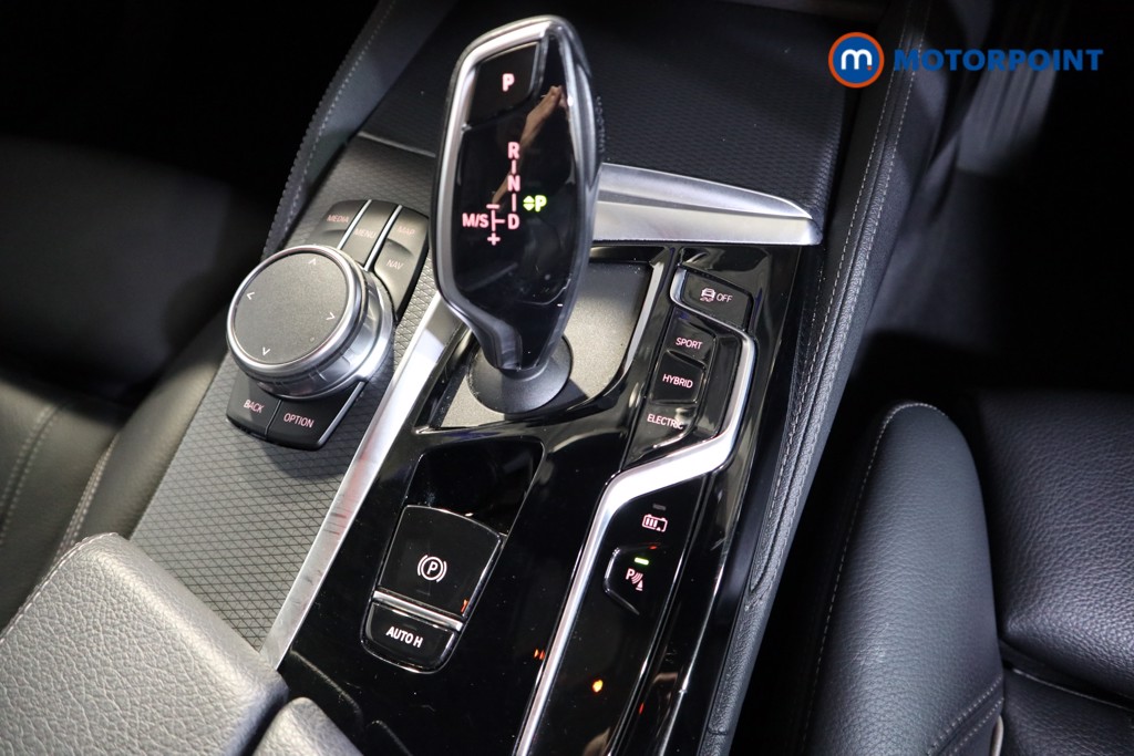 BMW 5 Series M Sport Automatic Petrol Plug-In Hybrid Estate - Stock Number (1536098) - 9th supplementary image