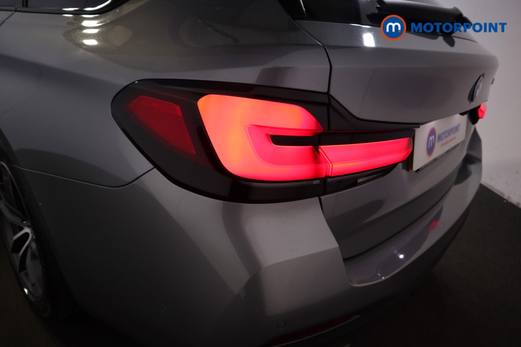 BMW 5 Series M Sport Automatic Petrol Plug-In Hybrid Estate - Stock Number (1536098) - 26th supplementary image