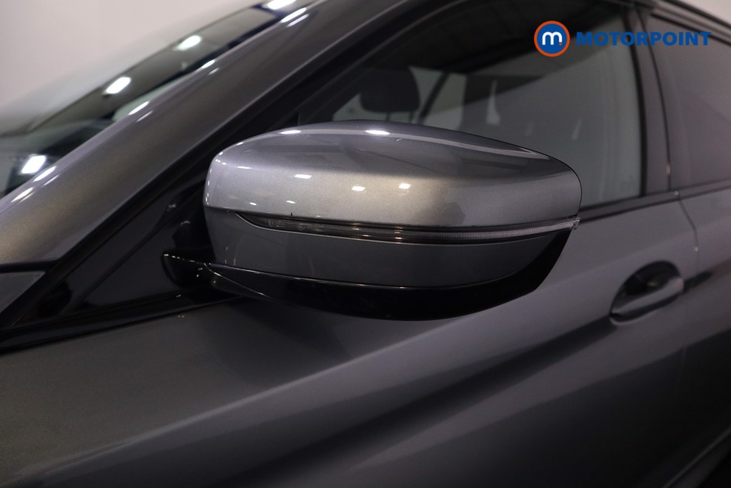 BMW 5 Series M Sport Automatic Petrol Plug-In Hybrid Estate - Stock Number (1536098) - 29th supplementary image