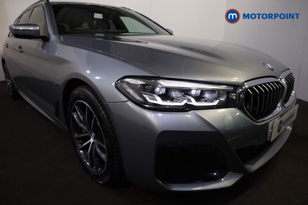 BMW 5 Series M Sport Automatic Petrol Plug-In Hybrid Estate - Stock Number (1536098) - 32nd supplementary image