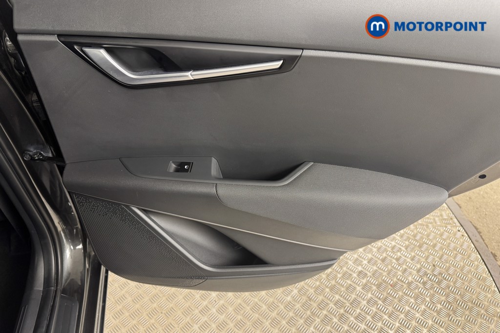 KIA Niro 3 Automatic Petrol-Electric Hybrid SUV - Stock Number (1536555) - 15th supplementary image